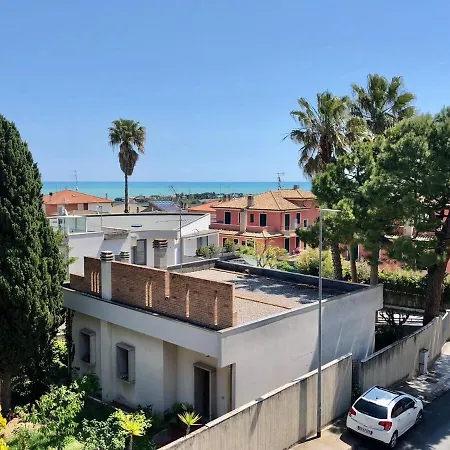 Casa Lilly Lejlighed Porto SantʼElpidio